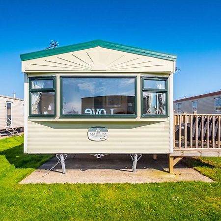 Caravan Beach Holiday Hotell Saint Osyth Exteriör bild