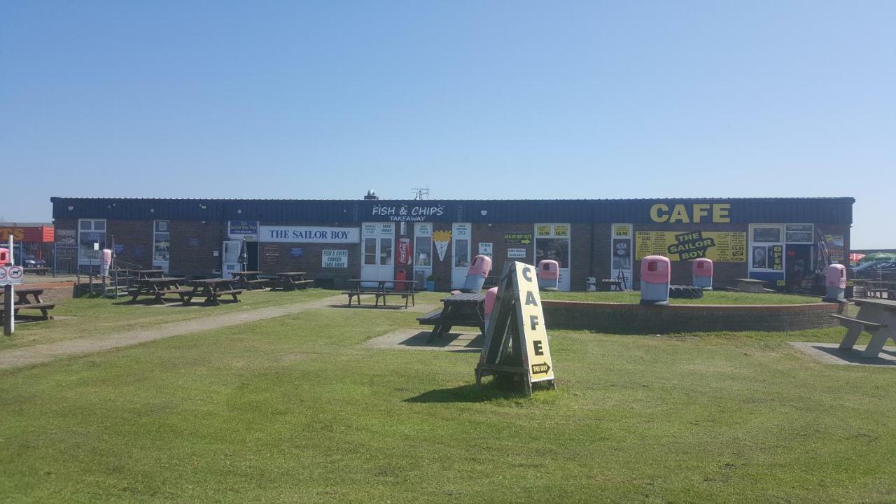 Caravan Beach Holiday Hotell Saint Osyth Exteriör bild